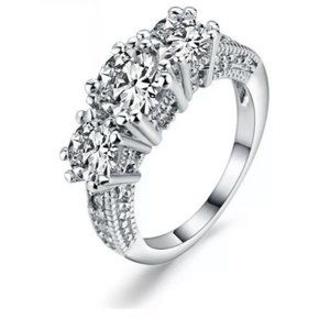 Fashion Women White Gold Plated Rhinestone Ring